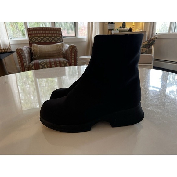 NFS - Picture 4 of 10